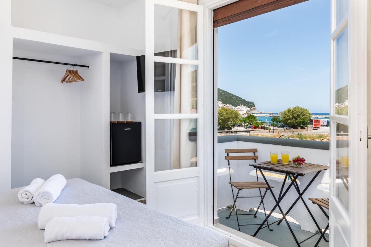 Uncle John'S Guesthouse Skopelos Exterior foto